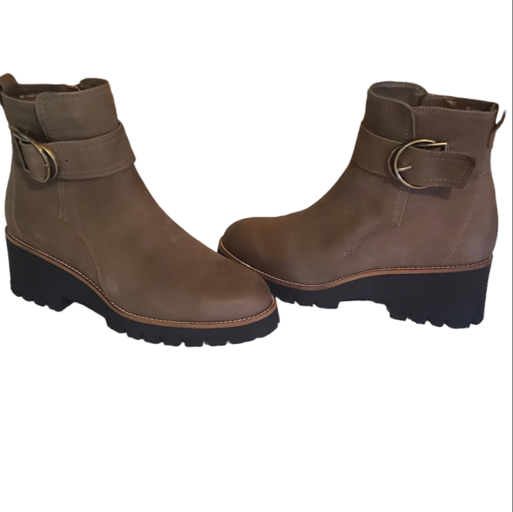 Blondo Dagger Waterproof Boots